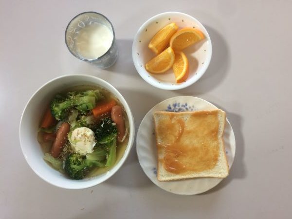 健康にいいことは迷わず試そう 朝食はたっぷり野菜スープ で健康志向 黒やん６９のブログ